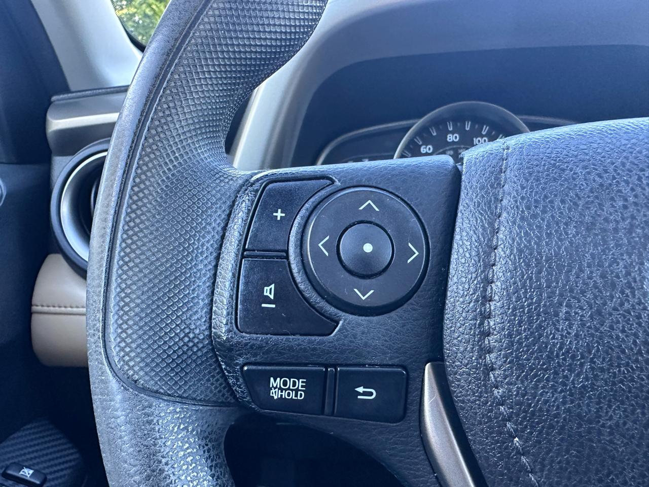 Toyota RAV4 XLE AWD 2013