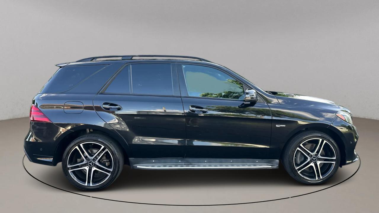 Mercedes-Benz GLE43 AMG  2017