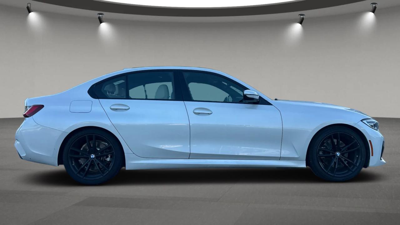 BMW 3-Series 330i 2021
