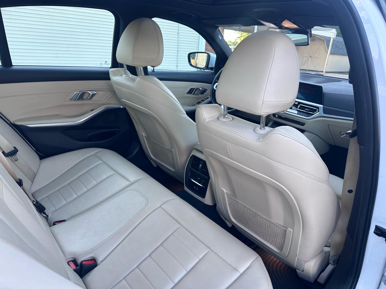 BMW 3-Series 330i 2021