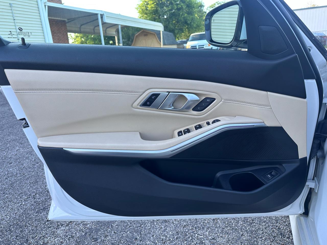 BMW 3-Series 330i 2021