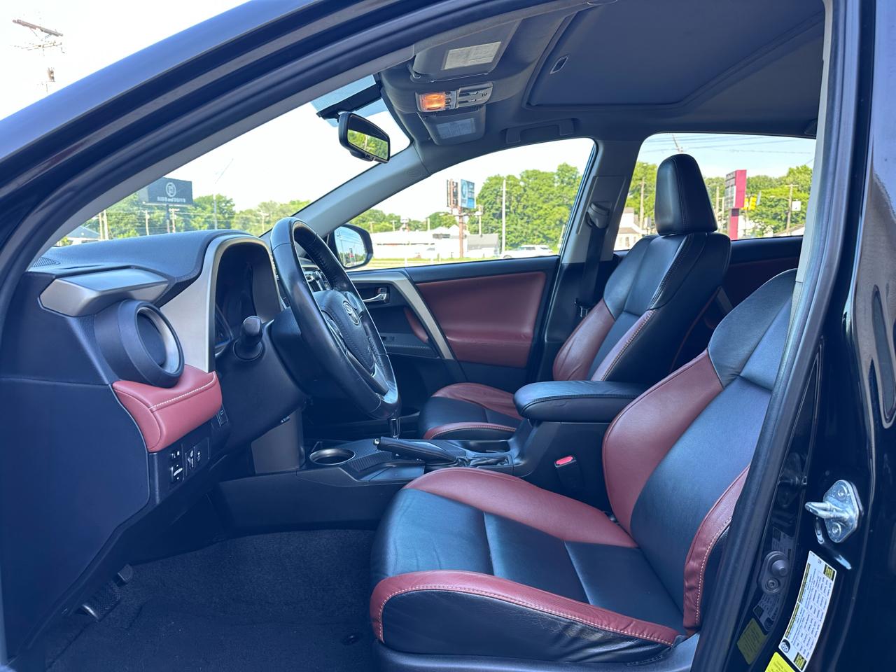 Toyota RAV4 Limited FWD 2015