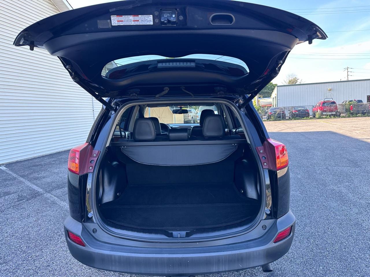 Toyota RAV4 Limited FWD 2015