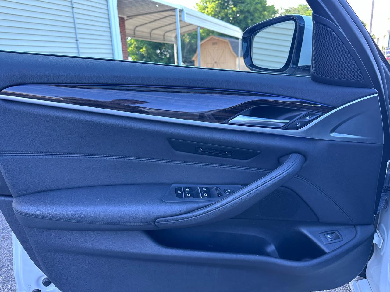 BMW 5-Series 530i xDrive 2018