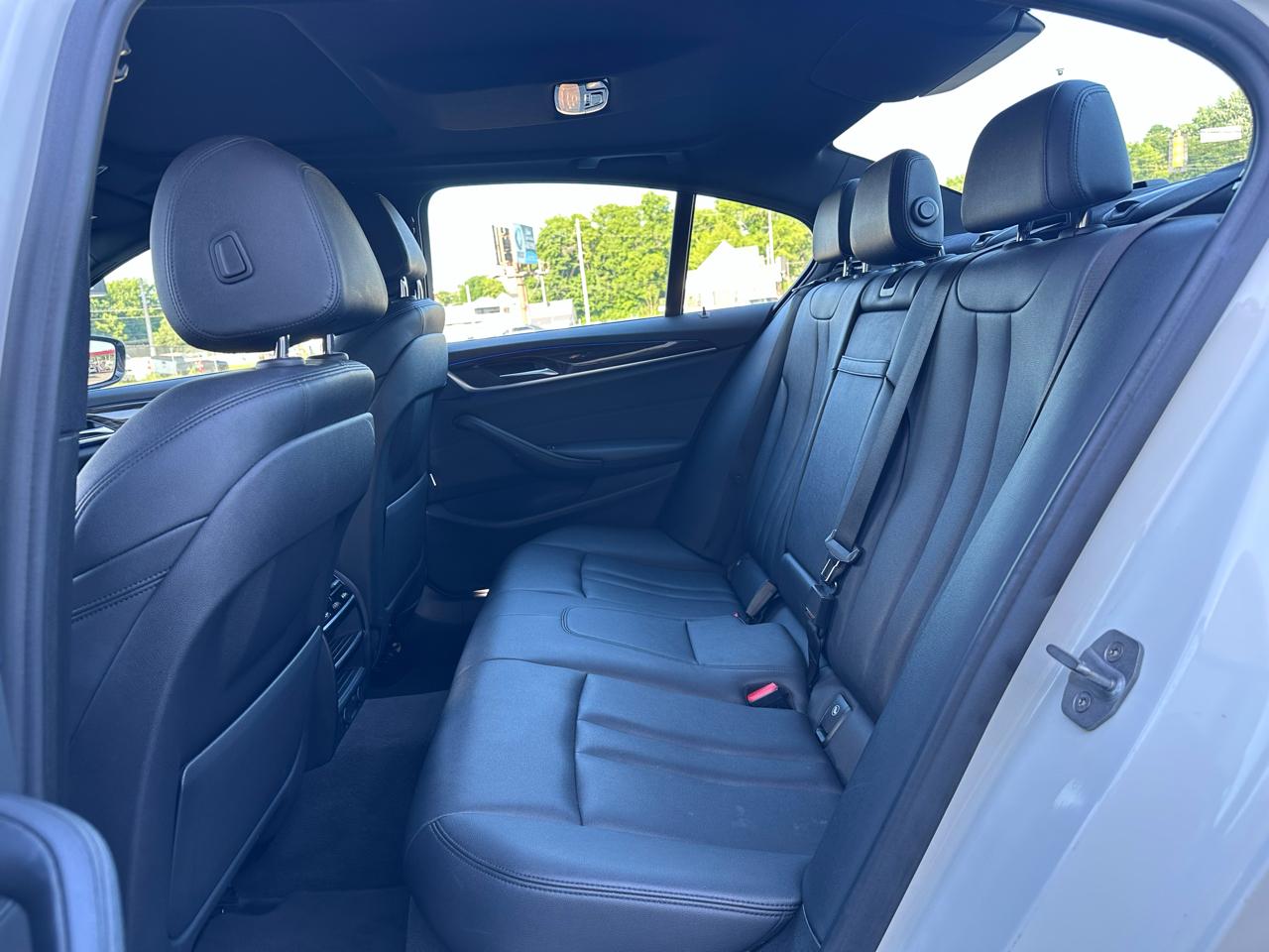 BMW 5-Series 530i xDrive 2018