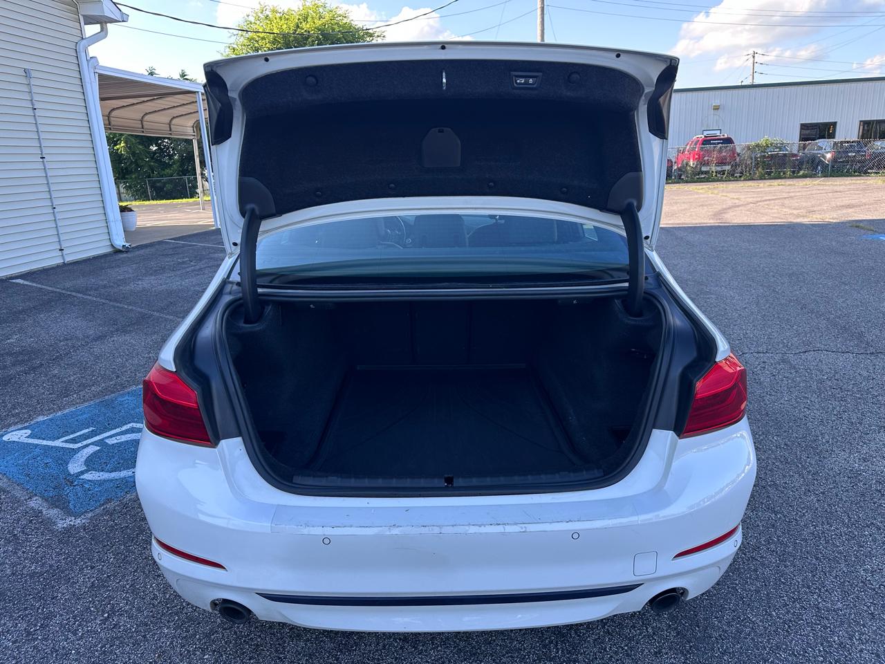 BMW 5-Series 530i xDrive 2018