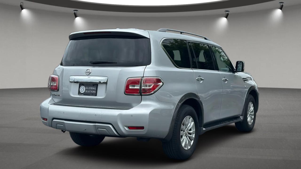 Nissan Armada Platinum AWD 2017