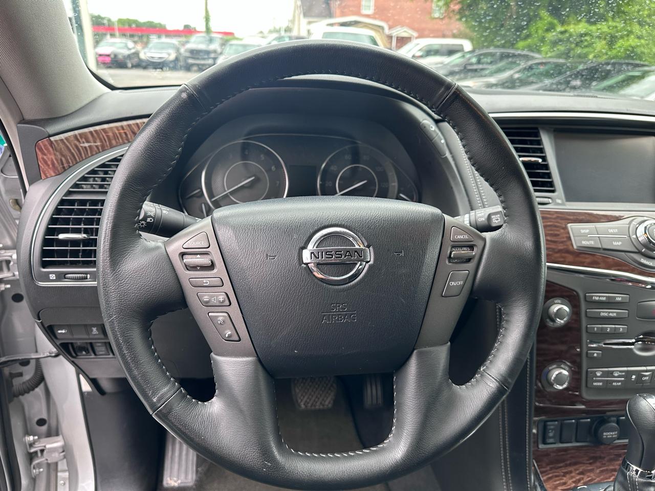 Nissan Armada Platinum AWD 2017