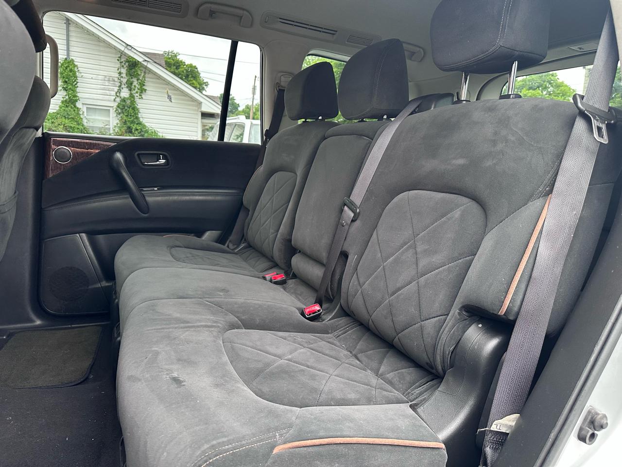 Nissan Armada Platinum AWD 2017