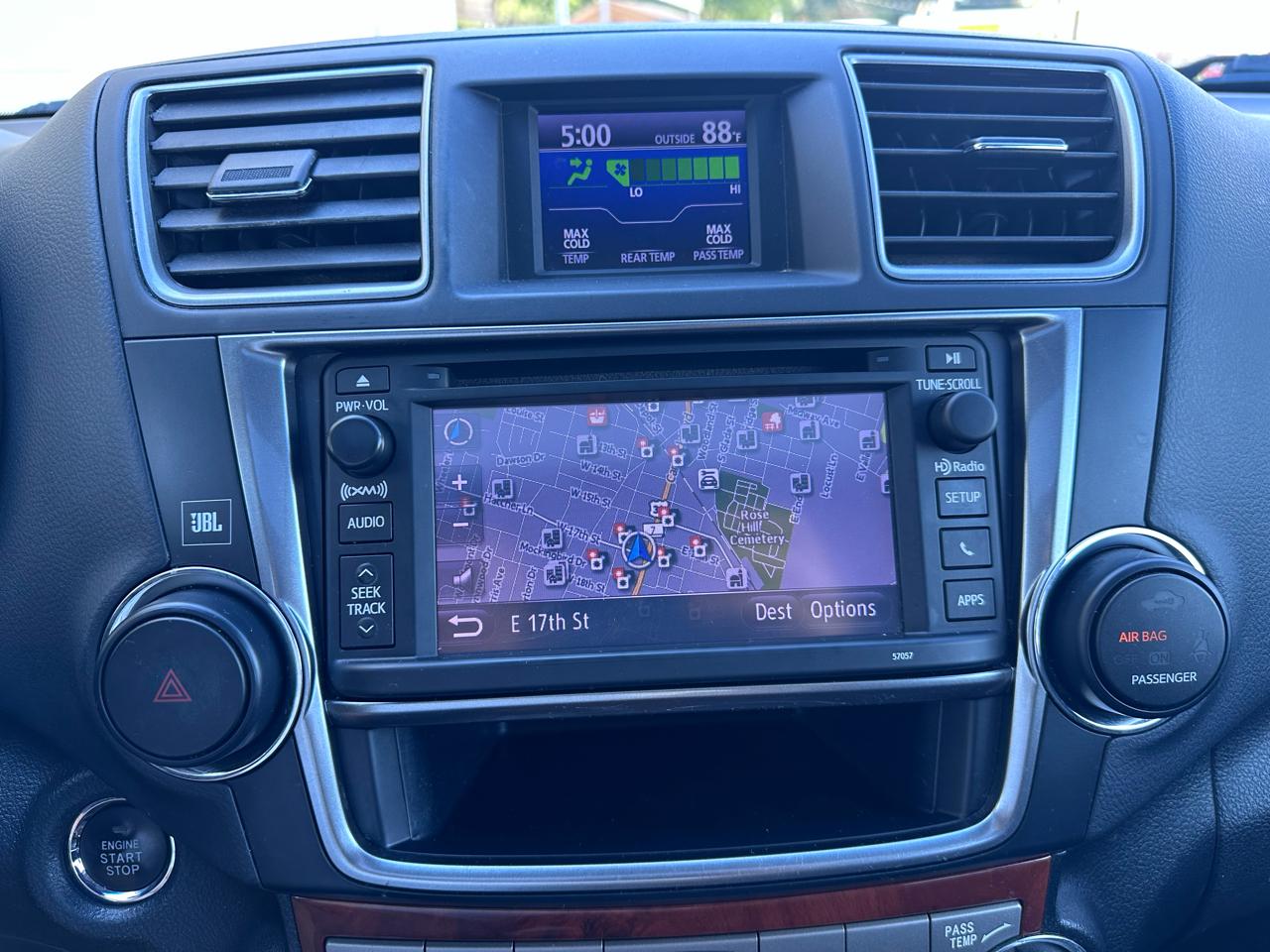 Toyota Highlander Limited 2WD 2013