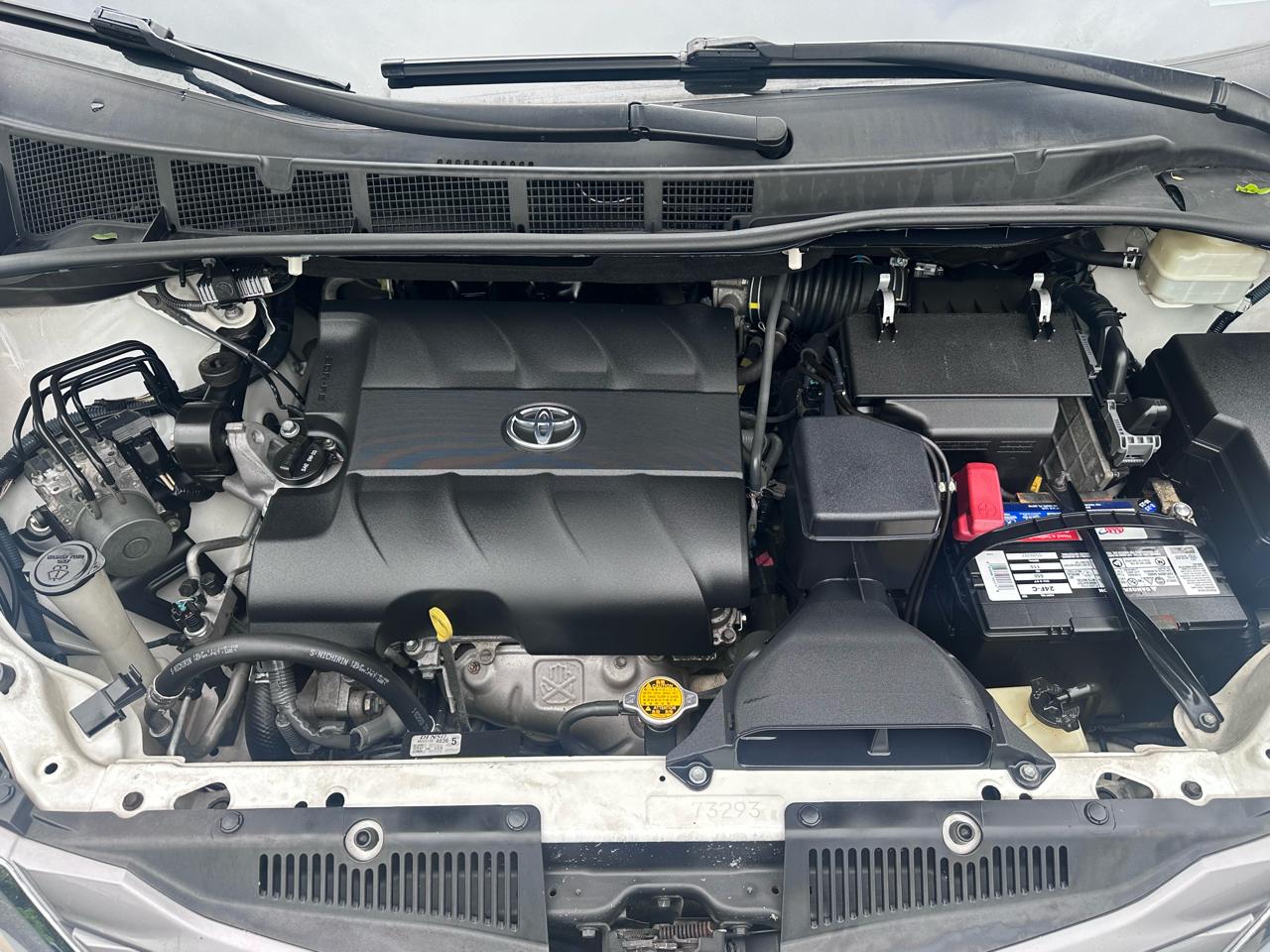 Toyota Sienna XLE FWD 8-Passenger V6 2015