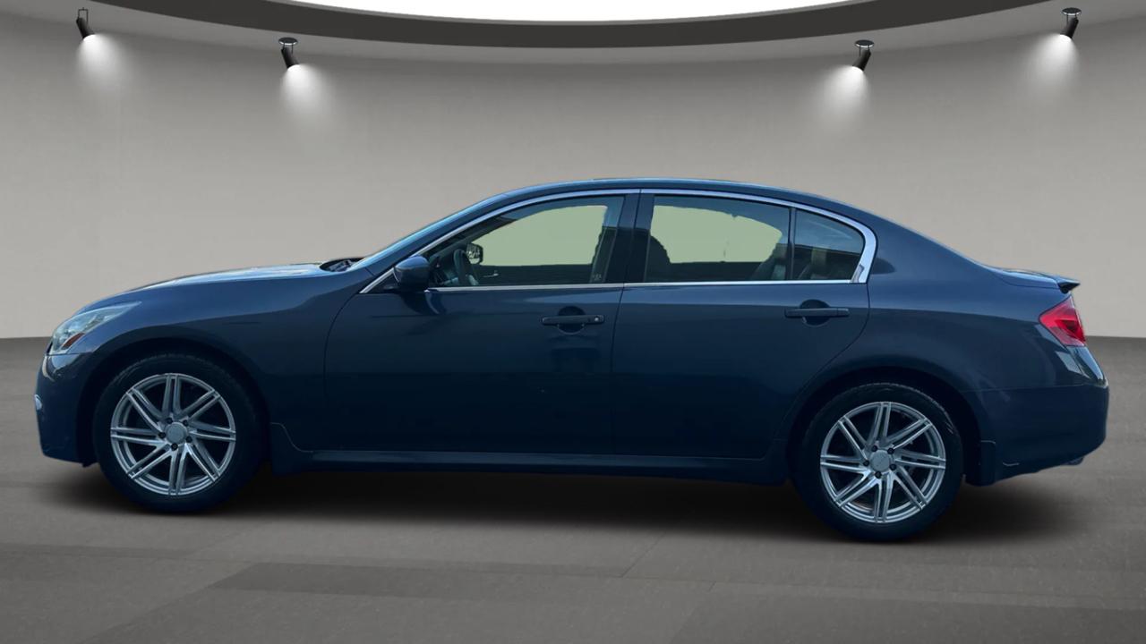 Infiniti G Sedan G37x AWD 2011