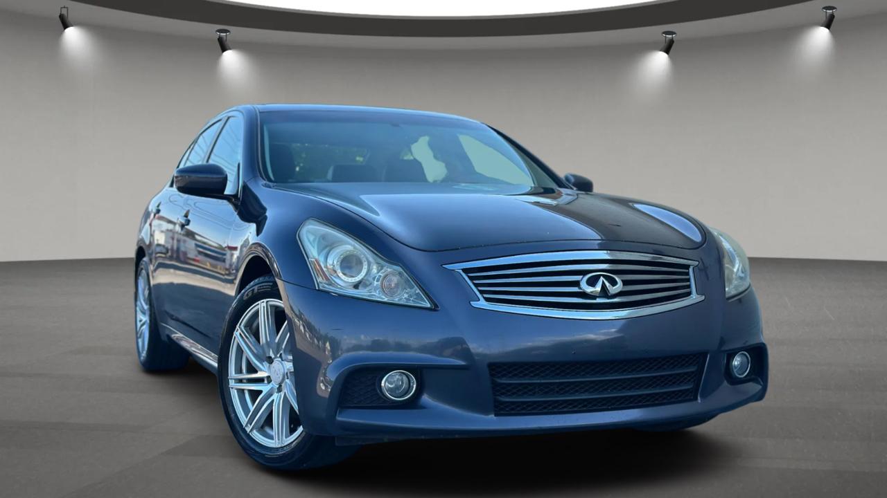 Infiniti G Sedan G37x AWD 2011
