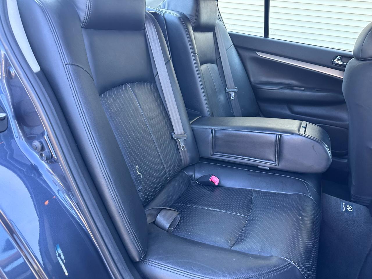 Infiniti G Sedan G37x AWD 2011