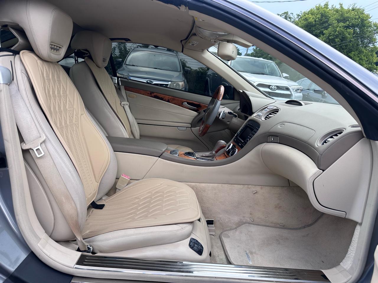 Mercedes-Benz SL-Class SL550 2009