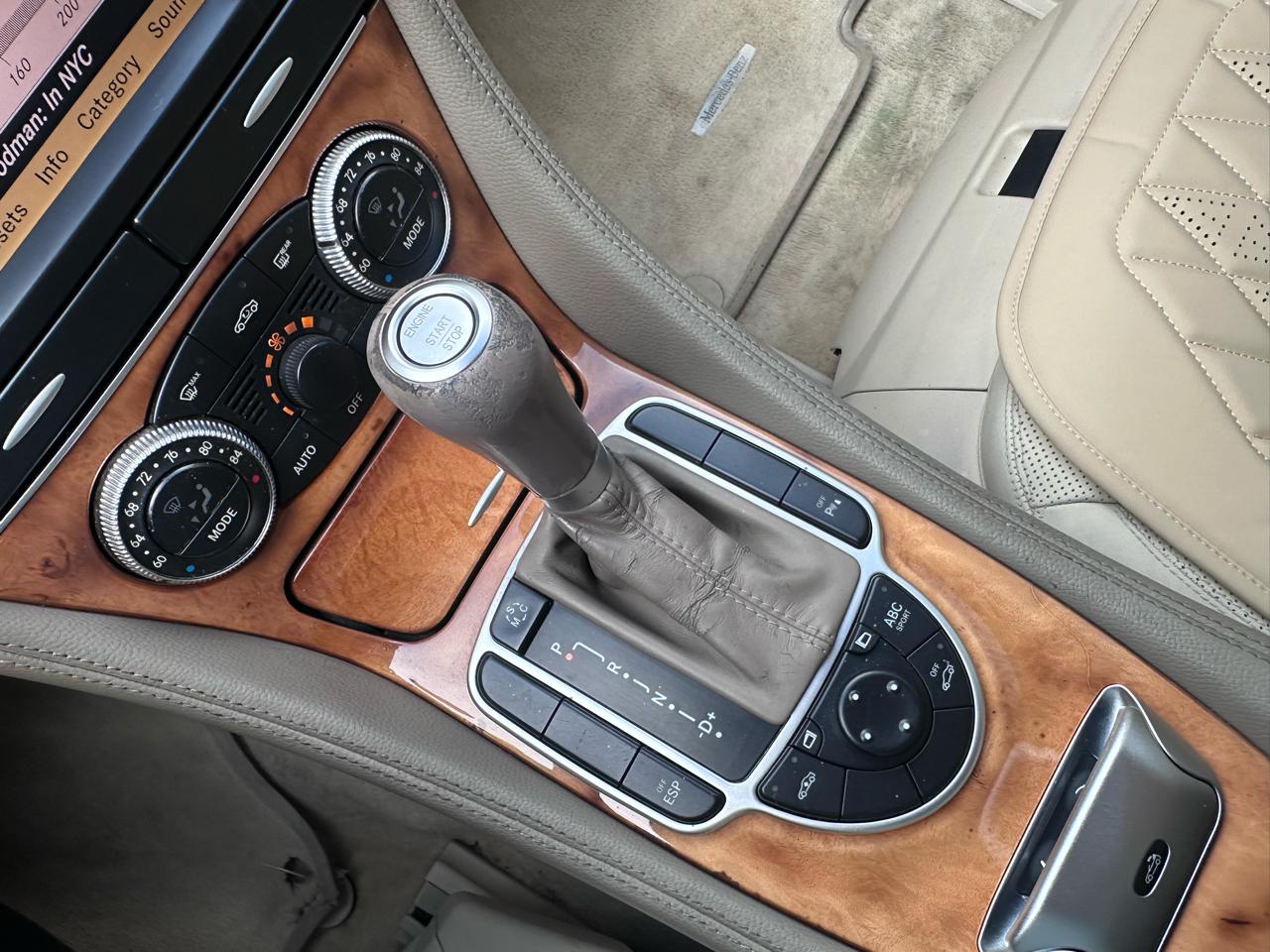 Mercedes-Benz SL-Class SL550 2009