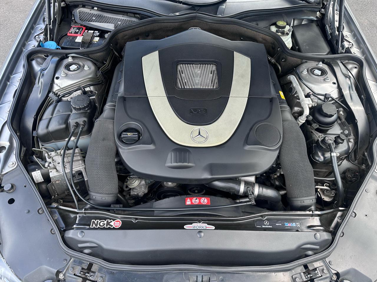 Mercedes-Benz SL-Class SL550 2009