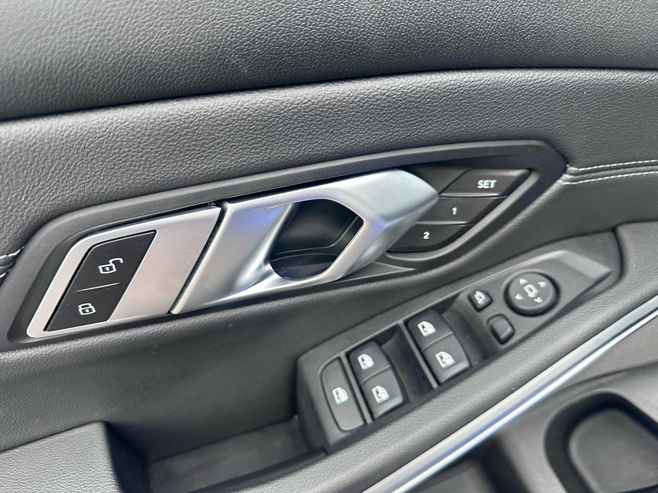 BMW 3-Series 330i 2021