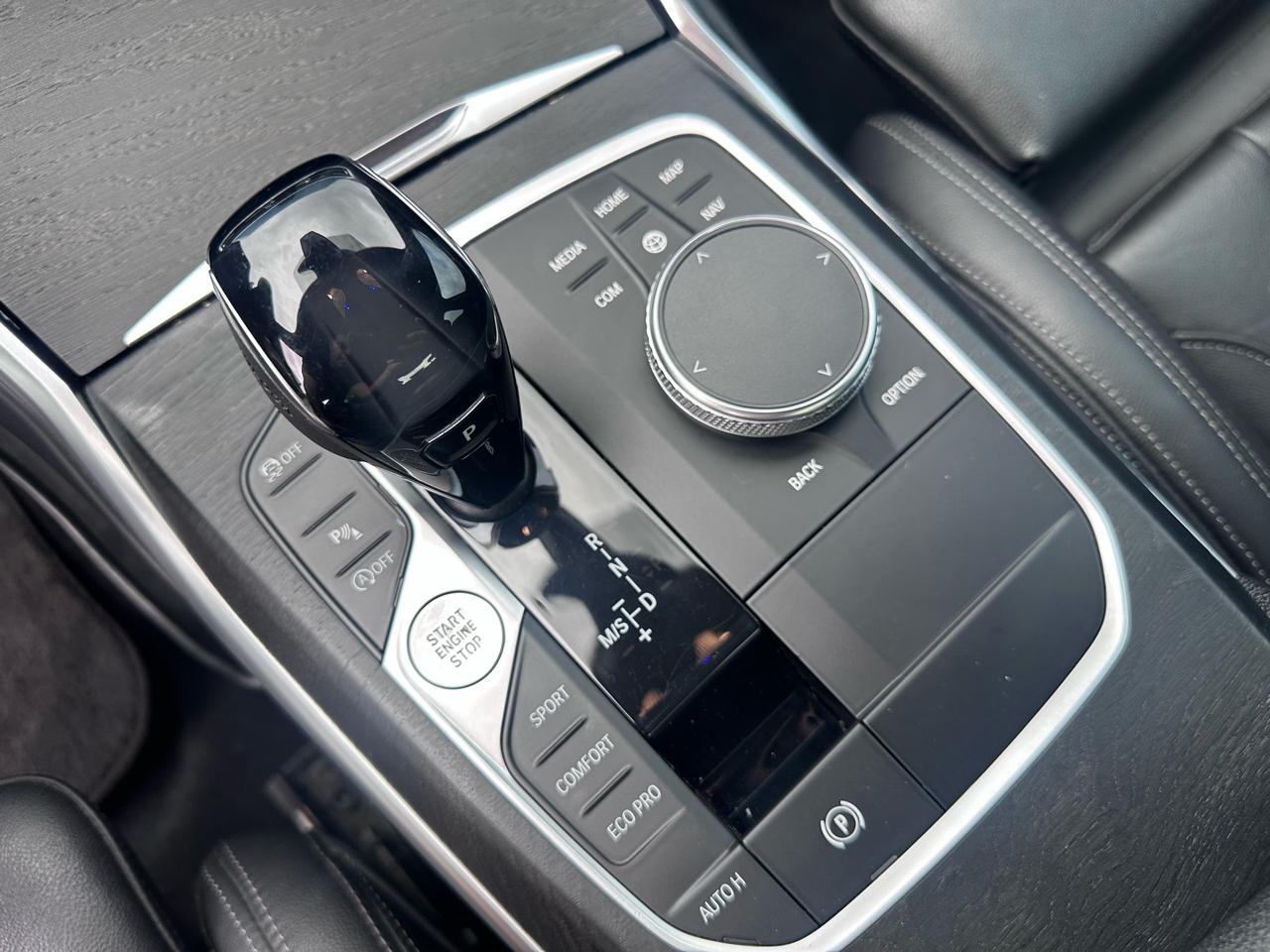 BMW 3-Series 330i 2021