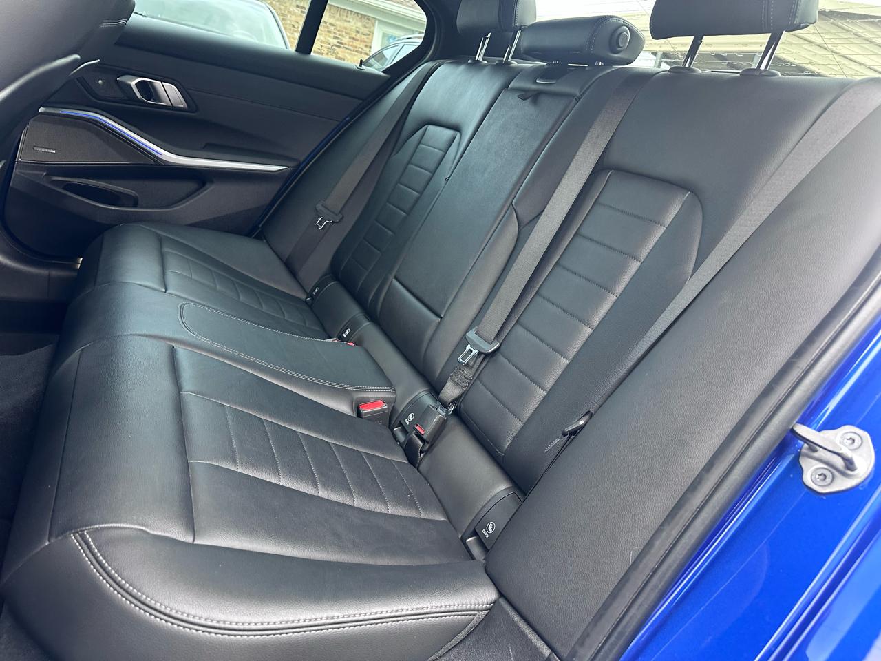 BMW 3-Series 330i 2021
