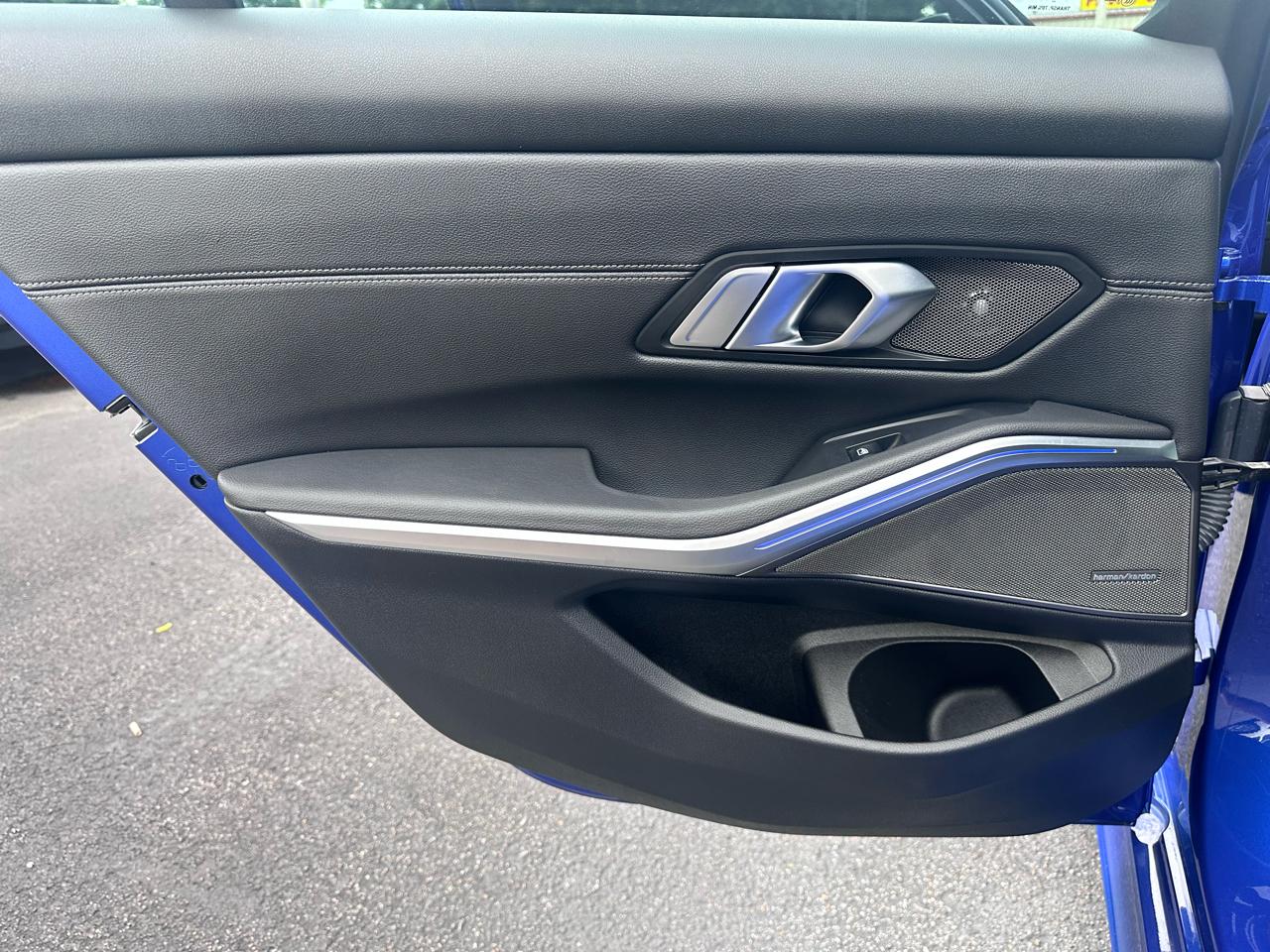 BMW 3-Series 330i 2021