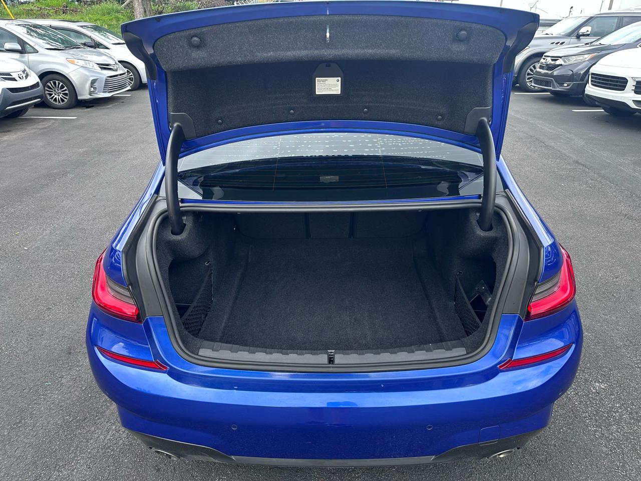 BMW 3-Series 330i 2021