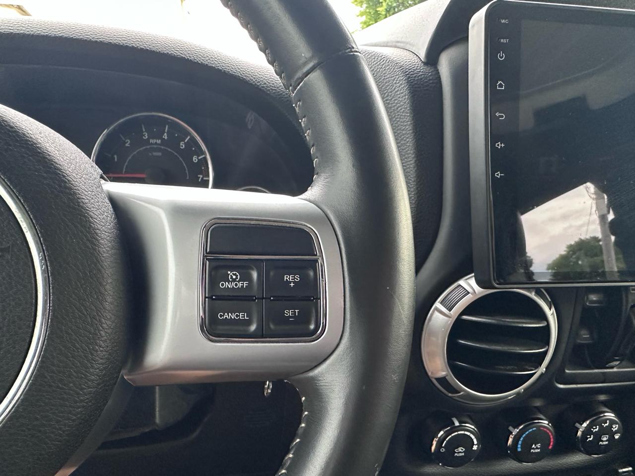 Jeep Wrangler Unlimited Sport 4WD 2013