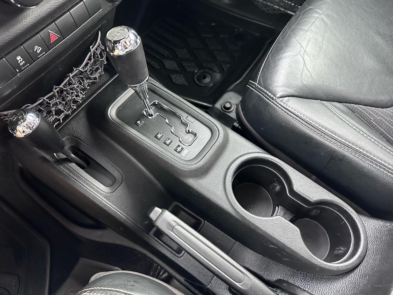 Jeep Wrangler Unlimited Sport 4WD 2013