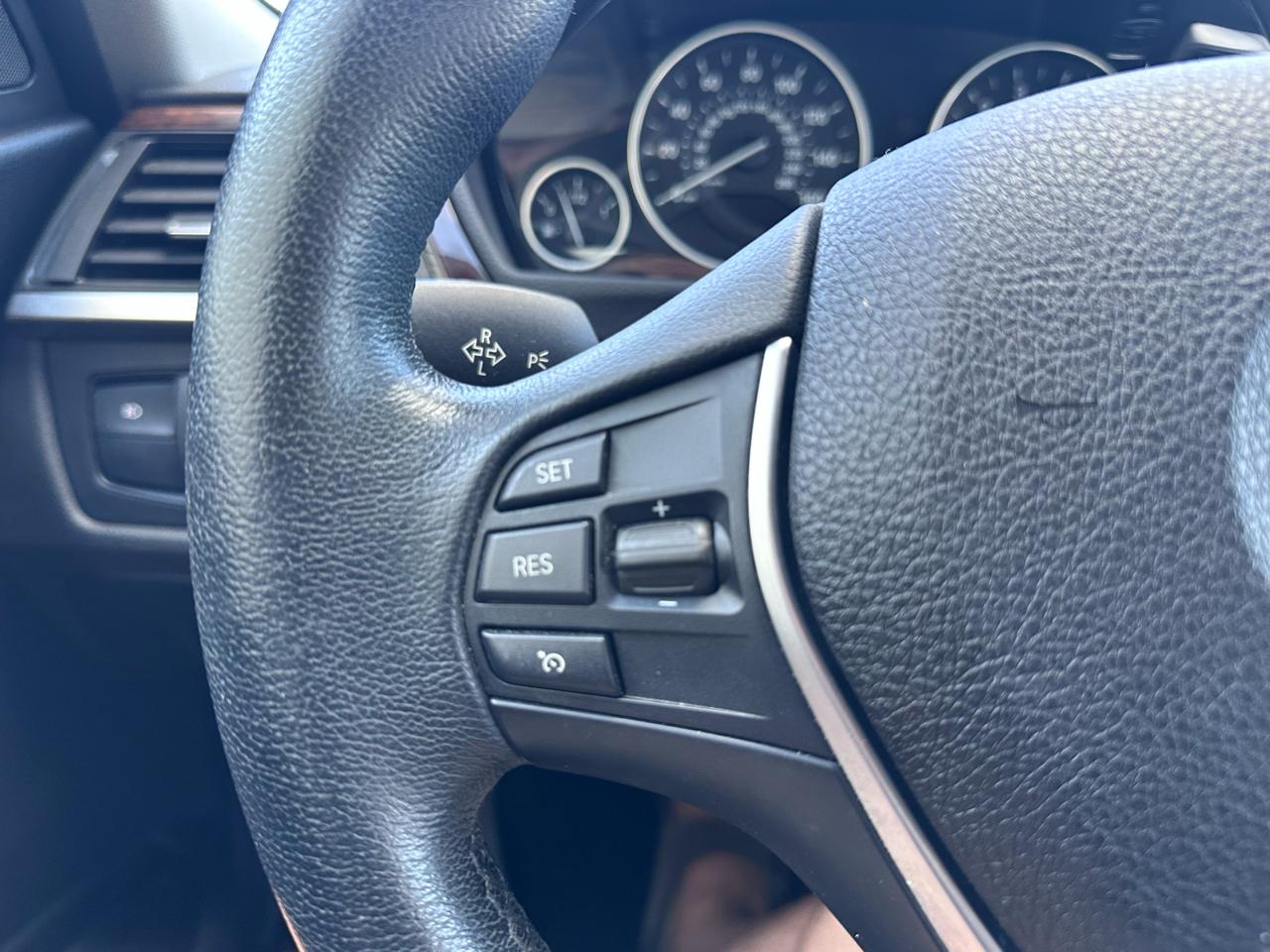 BMW 3-Series 328i Sedan 2014