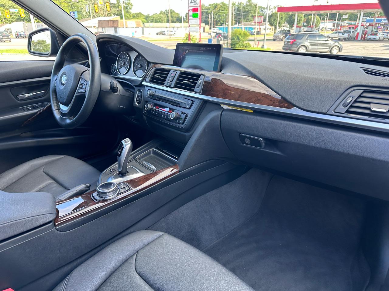 BMW 3-Series 328i Sedan 2014