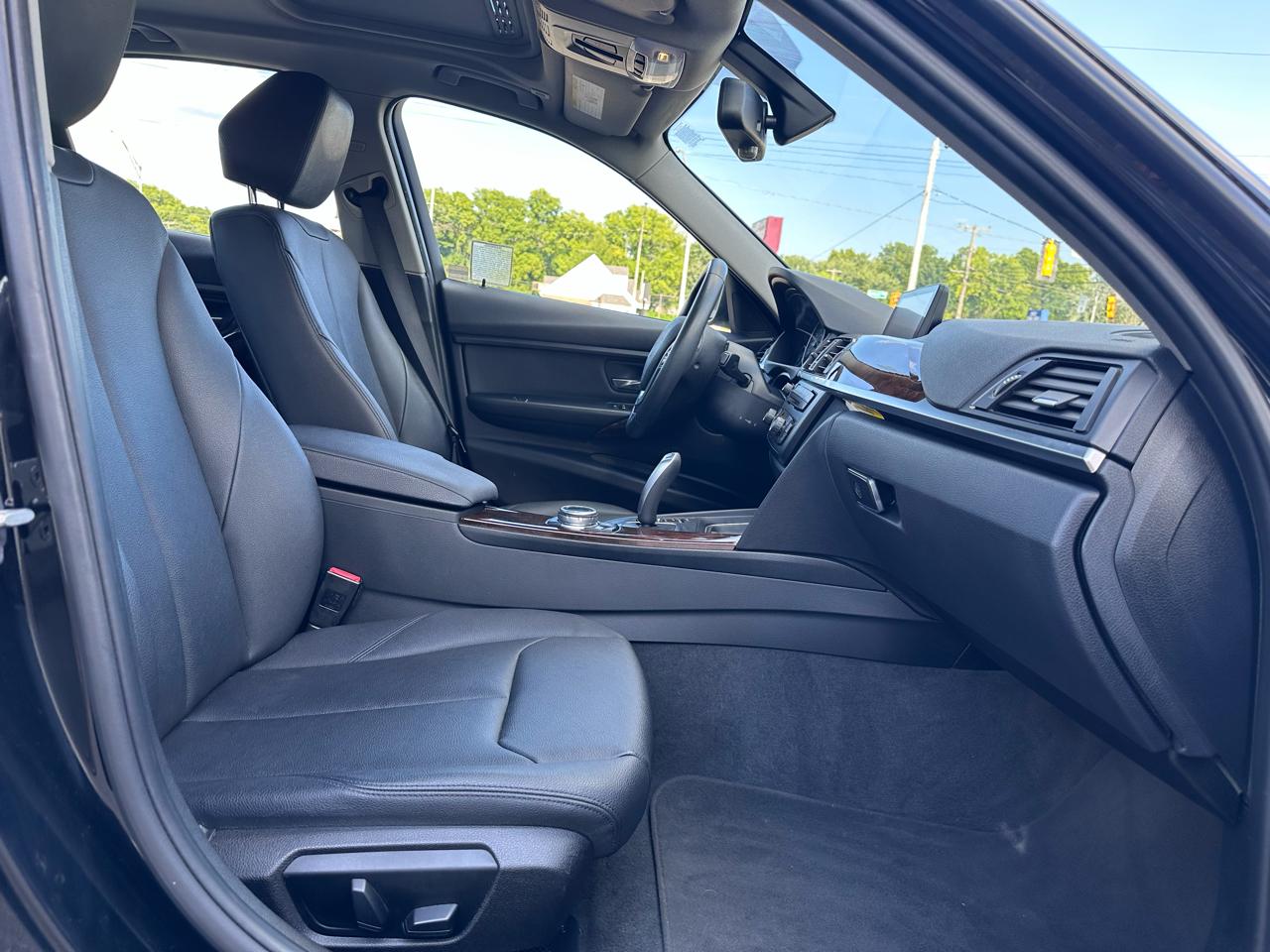 BMW 3-Series 328i Sedan 2014