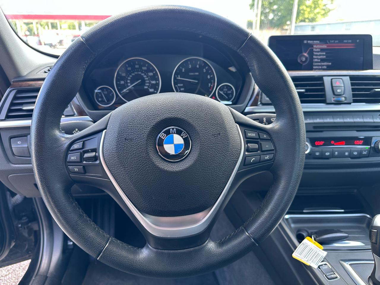BMW 3-Series 328i Sedan 2014