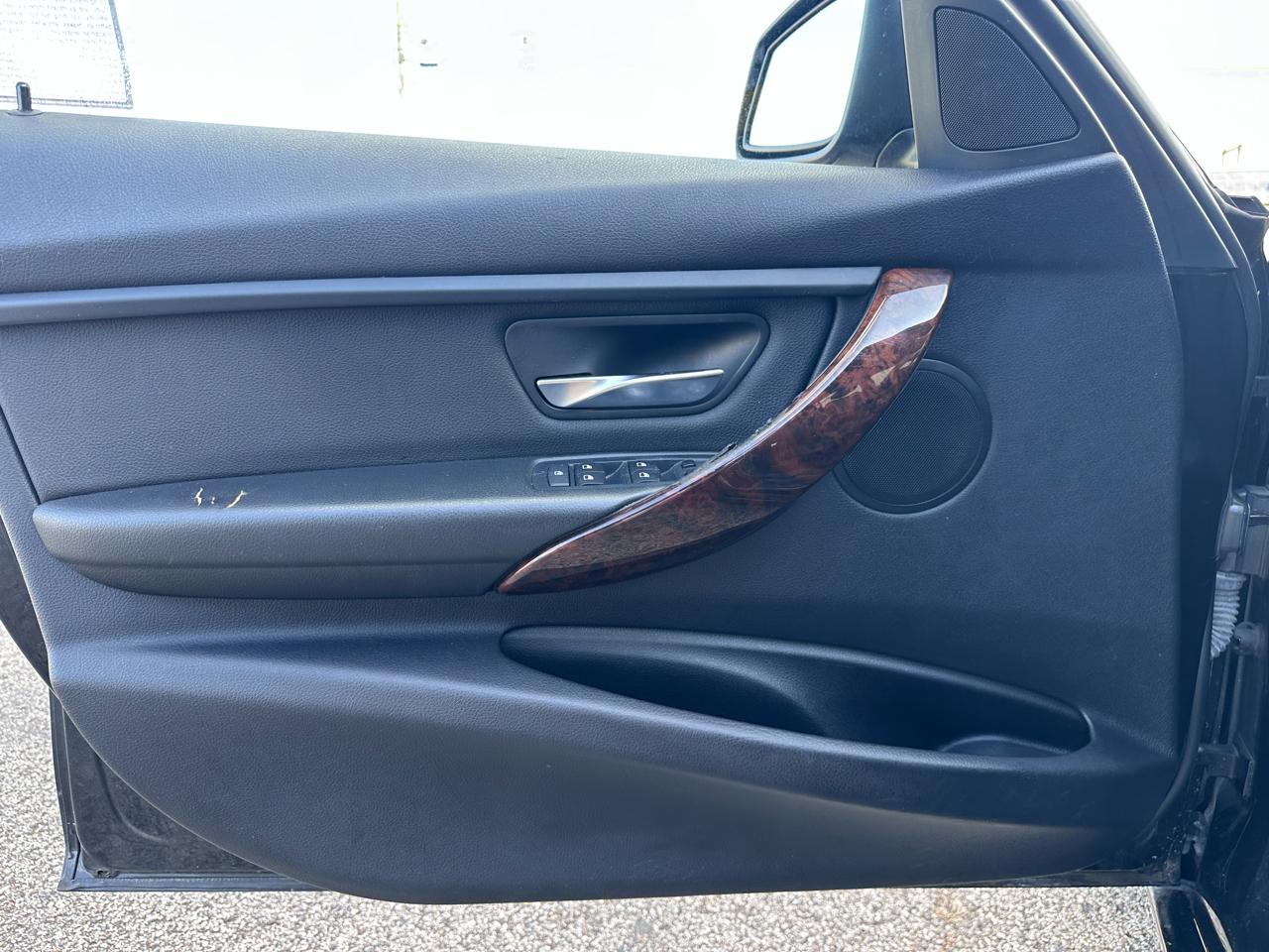 BMW 3-Series 328i Sedan 2014