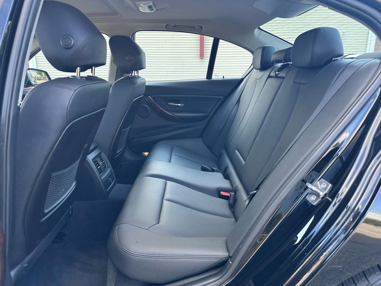 BMW 3-Series 328i Sedan 2014