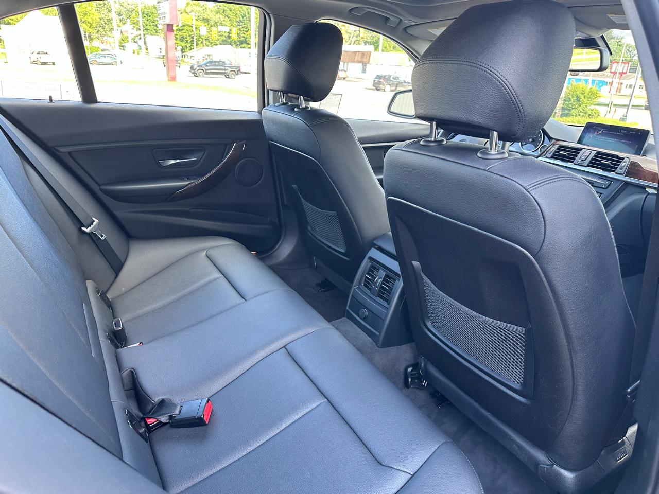 BMW 3-Series 328i Sedan 2014