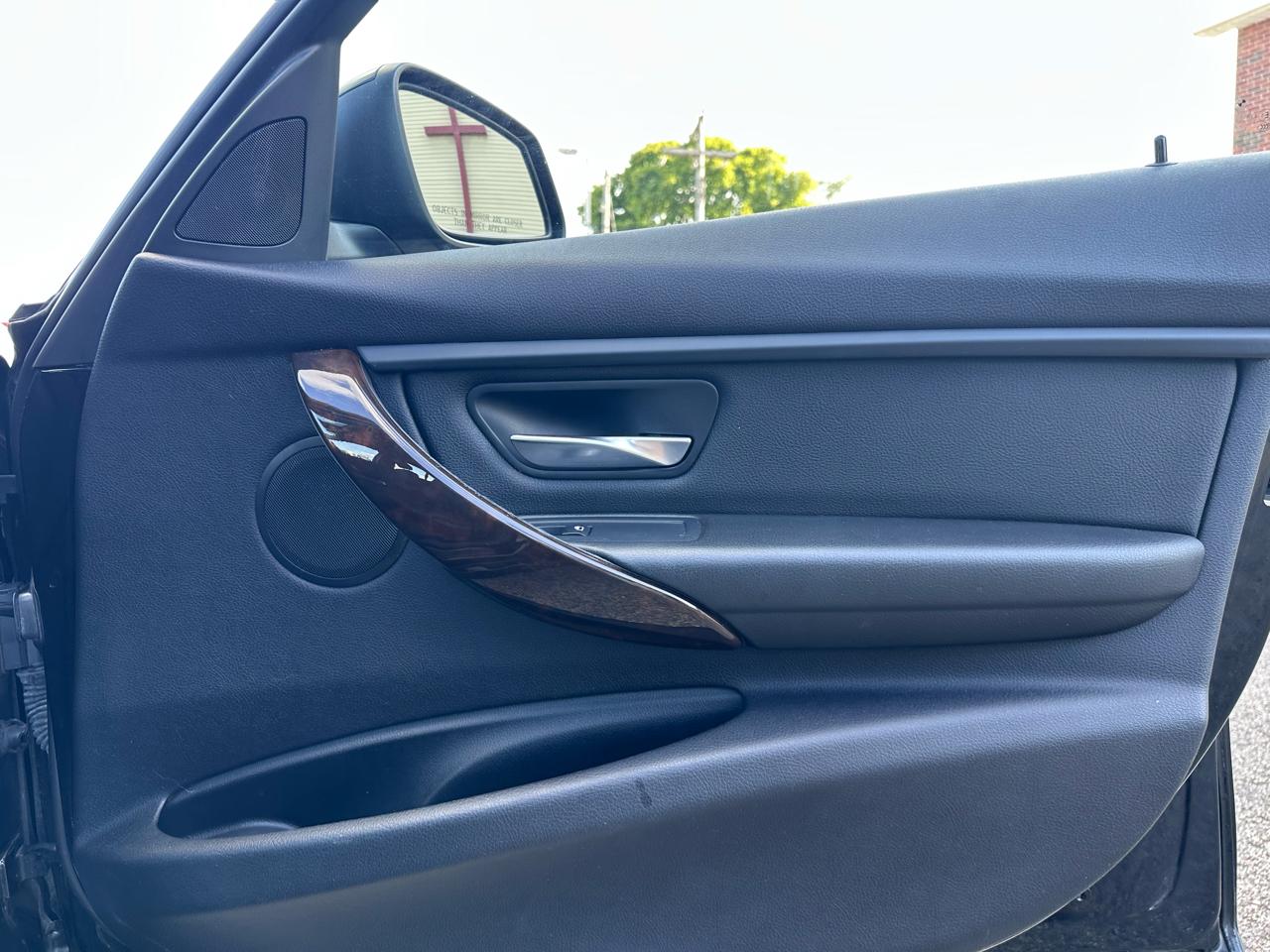 BMW 3-Series 328i Sedan 2014