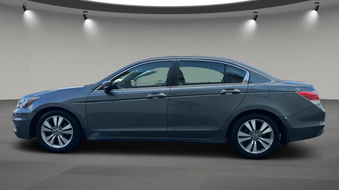 Honda Accord EX Sedan AT 2012