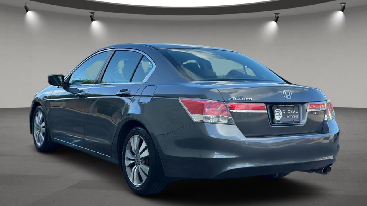 Honda Accord EX Sedan AT 2012