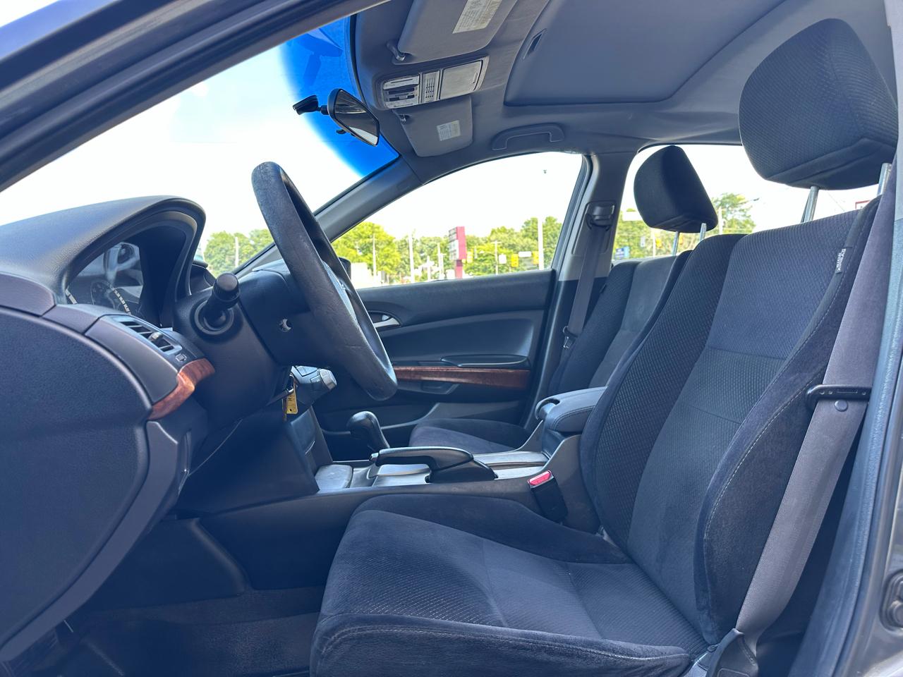 Honda Accord EX Sedan AT 2012