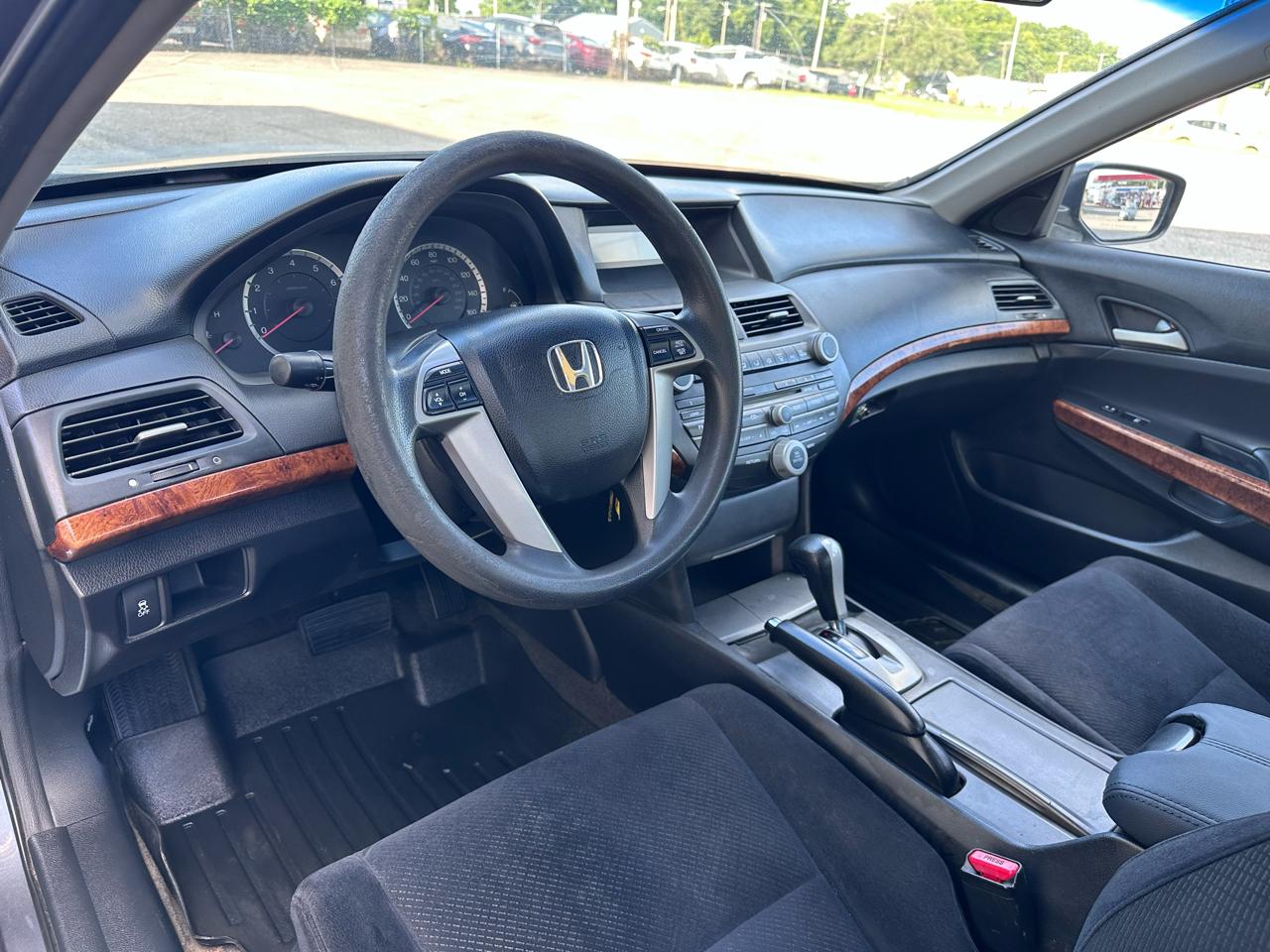 Honda Accord EX Sedan AT 2012