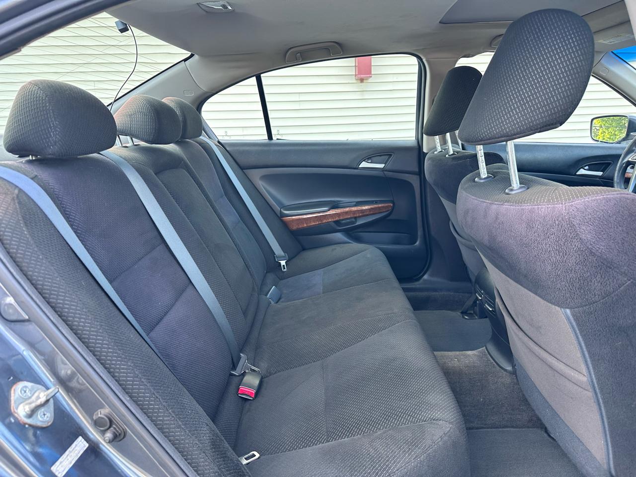 Honda Accord EX Sedan AT 2012