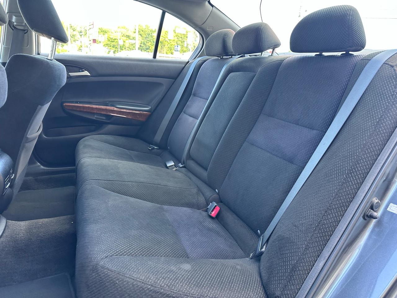 Honda Accord EX Sedan AT 2012