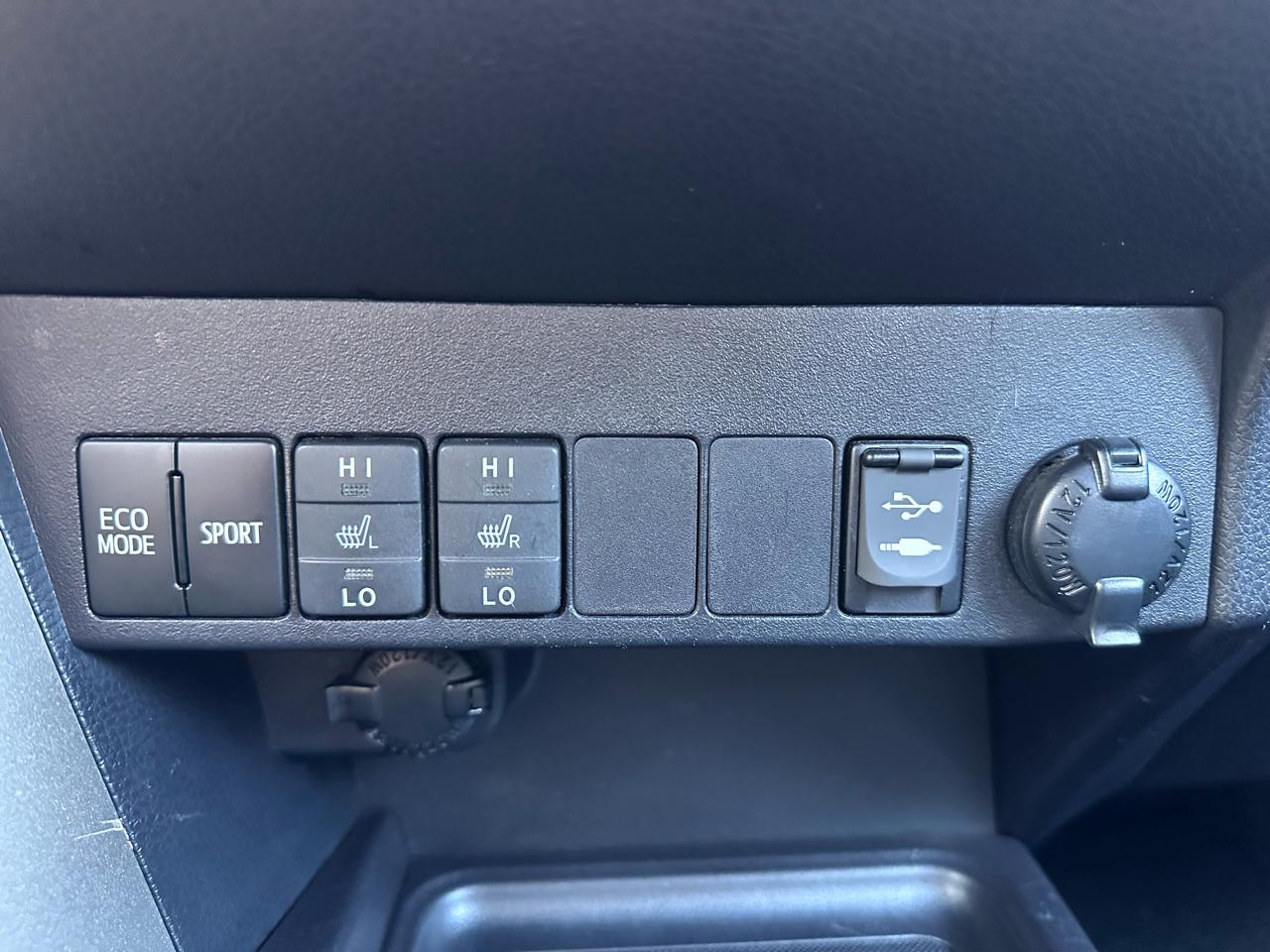 Toyota RAV4 Limited AWD 2013