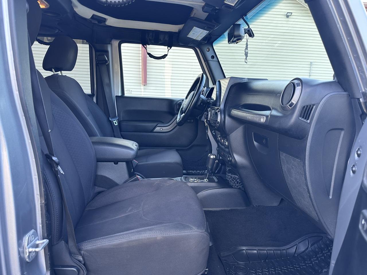 Jeep Wrangler Unlimited Sport 4WD 2014