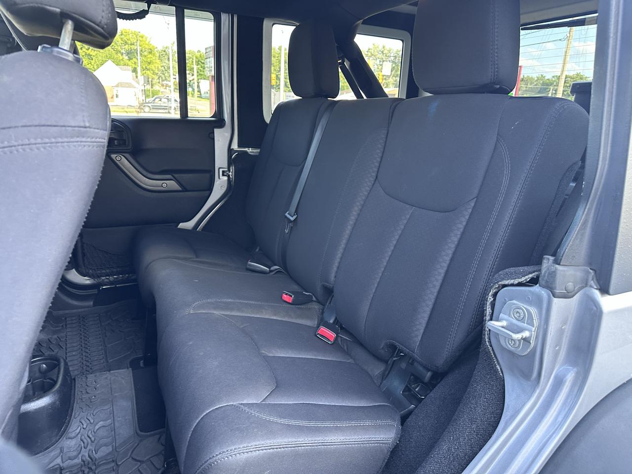 Jeep Wrangler Unlimited Sport 4WD 2014