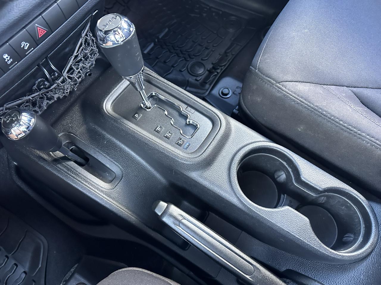 Jeep Wrangler Unlimited Sport 4WD 2014