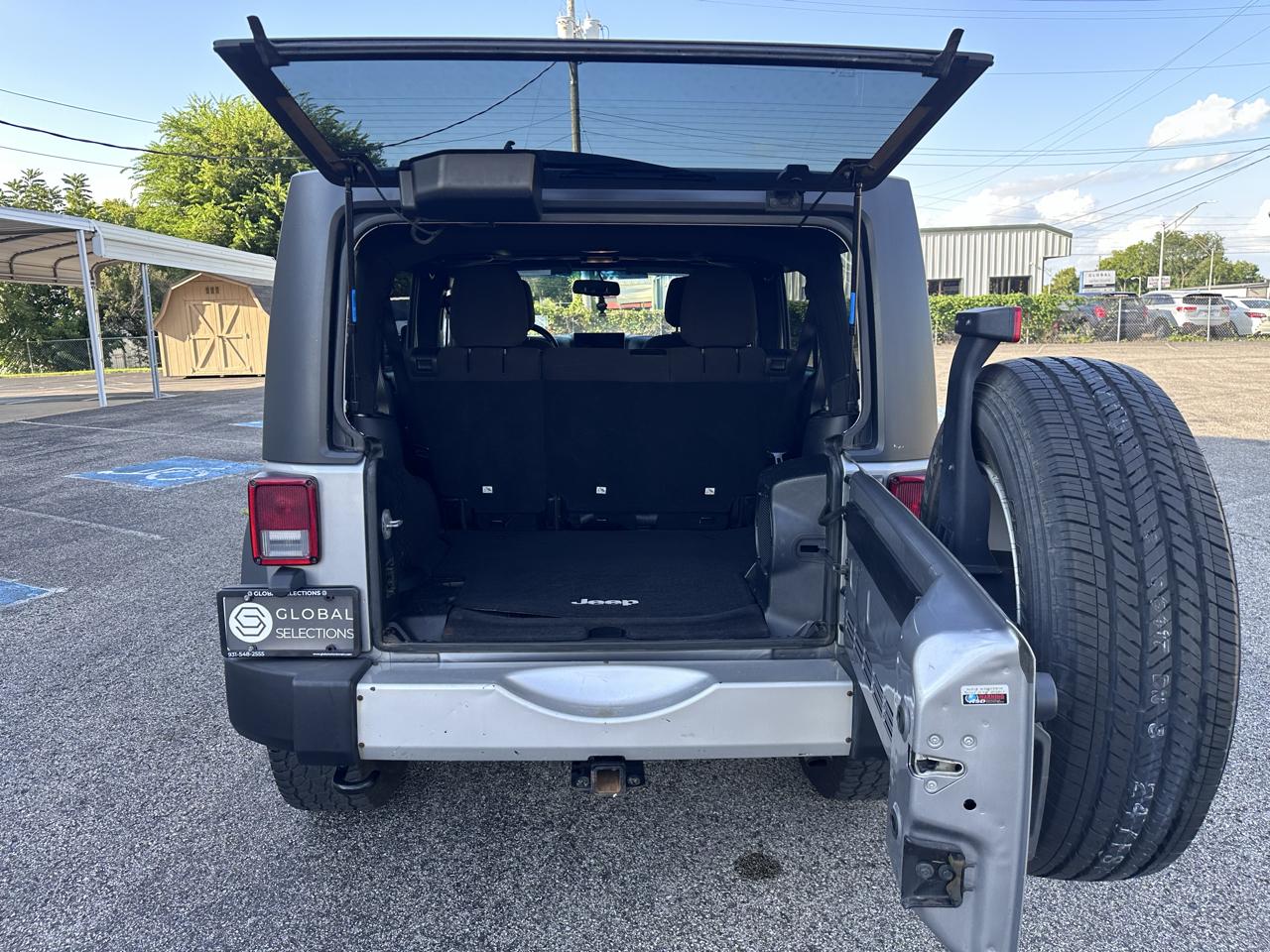 Jeep Wrangler Unlimited Sport 4WD 2014
