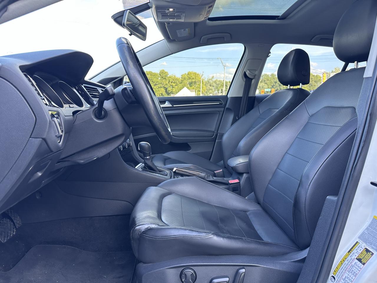 Volkswagen Golf TSI S 6A 2015