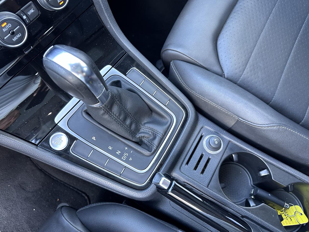 Volkswagen Golf TSI S 6A 2015