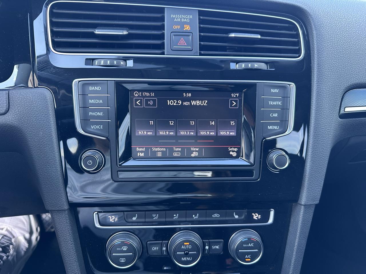 Volkswagen Golf TSI S 6A 2015